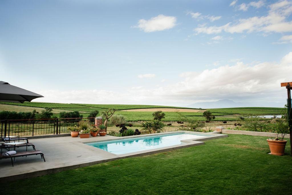 Vineyard Views Country House Guest House Riebeek-Kasteel Exterior photo